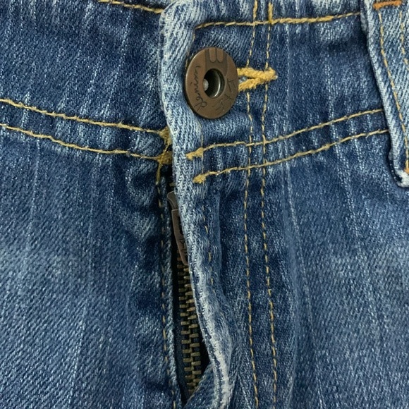 Women’s BKE Distressed Denim Shorts Size 27 EUC - Picture 3 of 7